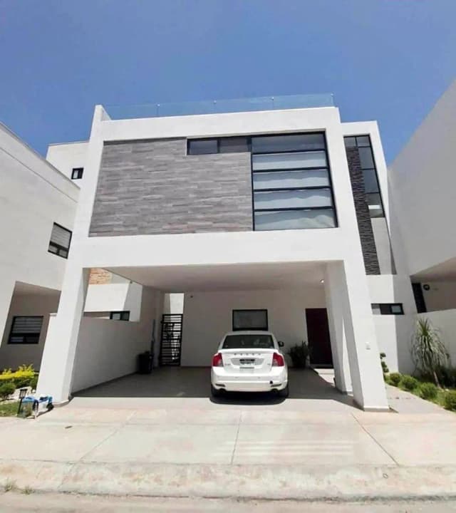 Casa en Renta en Privada los Franciscanos, Santiago, Nuevo León