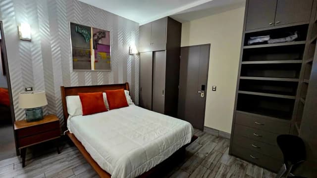 Departamento en Renta en Vía Cordillera, Santa Catarina, Nuevo León
