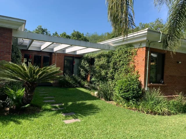 Casa en Venta en Del Valle, San Pedro Garza García, Nuevo León