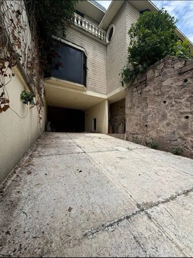 Casa en Venta en Lomas de Tecamachalco, Naucalpan de Juárez, México