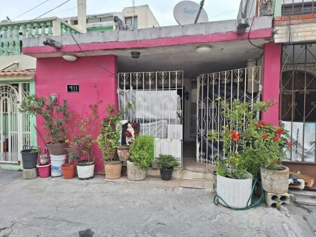 Casa en Venta en Constituyentes de Queretaro Sector 4, San Nicolás de los Garza, Nuevo León