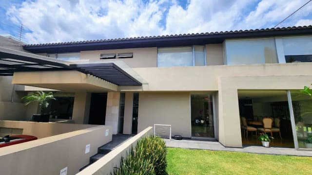 Casa en Venta en Lomas de Tecamachalco, Naucalpan de Juárez, México