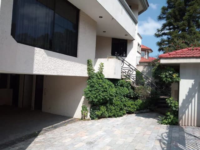 Casa en Venta en Bosques de las Lomas, Cuajimalpa de Morelos, Ciudad de México