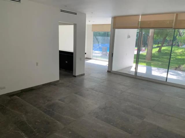 Departamento en Renta en Zona de Los Callejones, San Pedro Garza García, Nuevo León