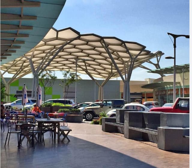 Local en Renta en Lazaro Garza Ayala, San Pedro Garza García, Nuevo León