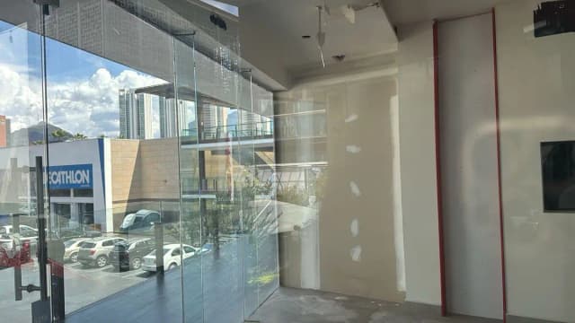 Local en Renta en Santa Engracia, San Pedro Garza García, Nuevo León