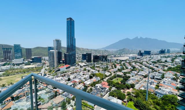 Departamento en Venta en Del Valle Oriente, San Pedro Garza García, Nuevo León