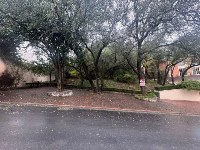 Terreno en Venta en Valle de San Angel Sect Frances, San Pedro Garza García, Nuevo León