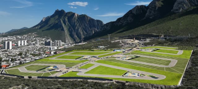 Terreno en Venta en Infonavit la Huasteca, Santa Catarina, Nuevo León