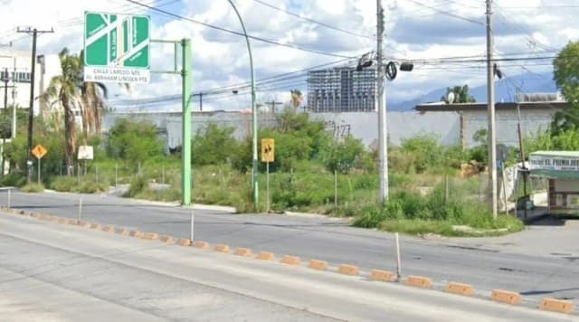 Terreno en Renta en Mitras Centro, Monterrey, Nuevo León