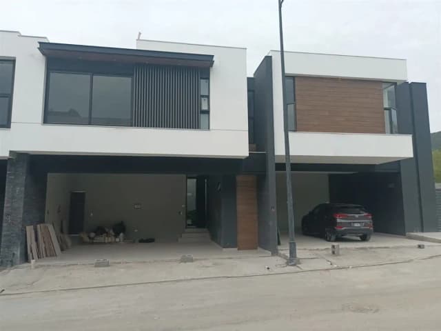 Casa en Venta en El Barro, Monterrey, Nuevo León