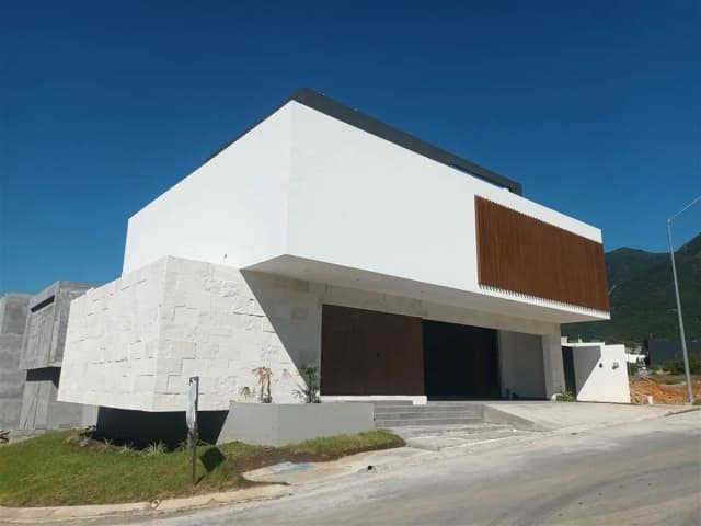 Casa en Venta en Bosques de las Misiones, Santiago, Nuevo León