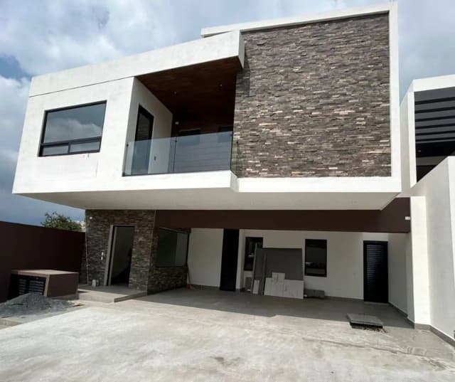 Casa en Venta en Bosques de las Misiones, Santiago, Nuevo León