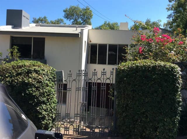 Casa en Venta en Valle de San Ángel Sect Español, San Pedro Garza García, Nuevo León