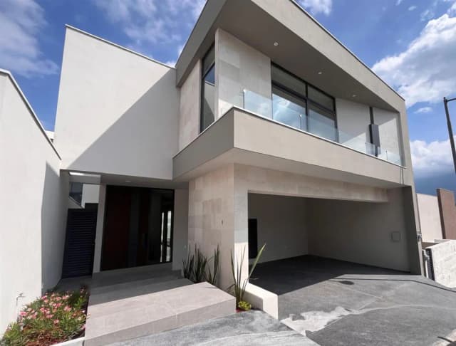 Casa en Venta en Castaños del Vergel, Monterrey, Nuevo León