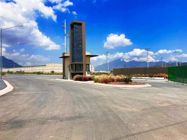 Terreno en Venta en Hacienda el Palmar, Santa Catarina, Nuevo León