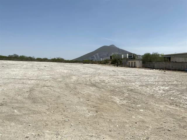 Terreno en Renta en Santa María, García, Nuevo León