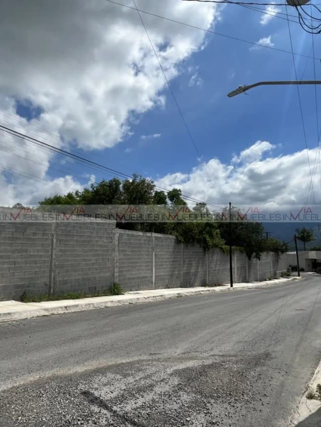 Terreno en Venta en El Uro Oriente, Monterrey, Nuevo León