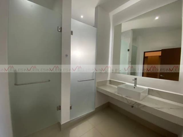 Casa en Venta en Villa Isabel, Monterrey, Nuevo León