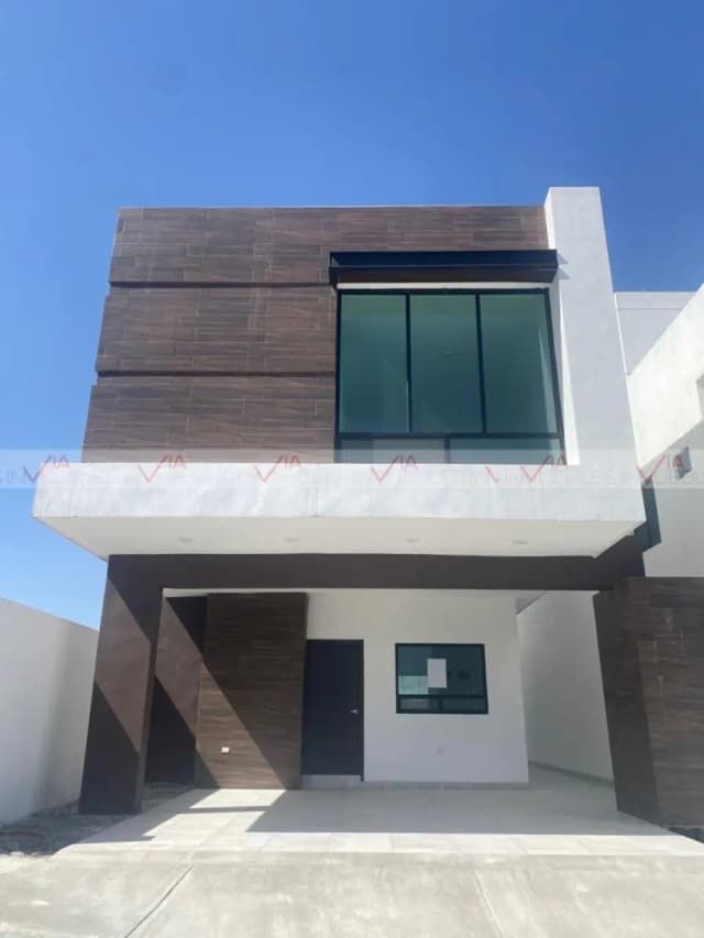 Casa en Venta en La Montaña, García, Nuevo León