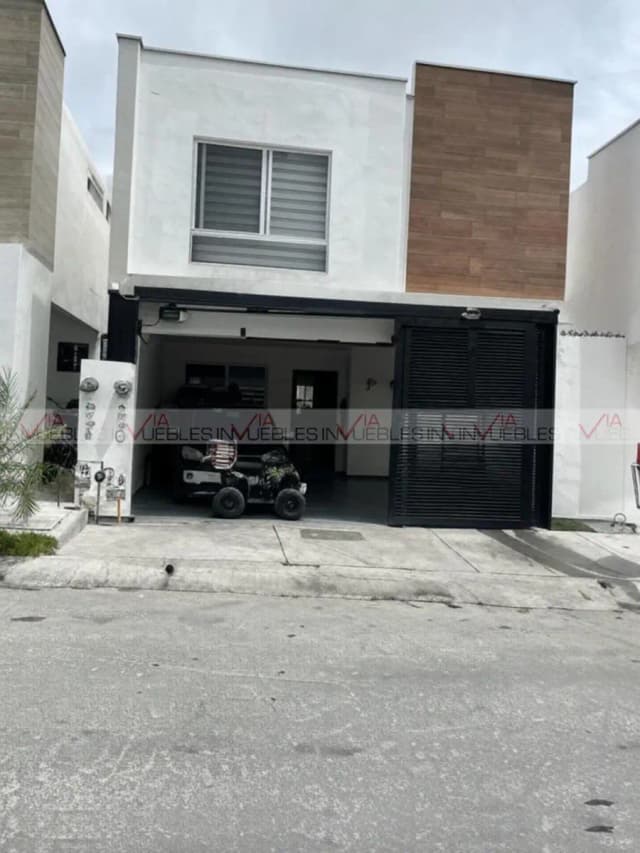 Casa en Venta en Aura Residencial, García, Nuevo León