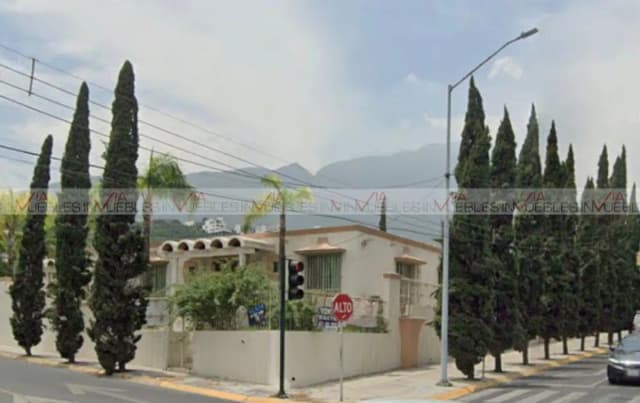 Casa en Venta en Vista Hermosa, Monterrey, Nuevo León