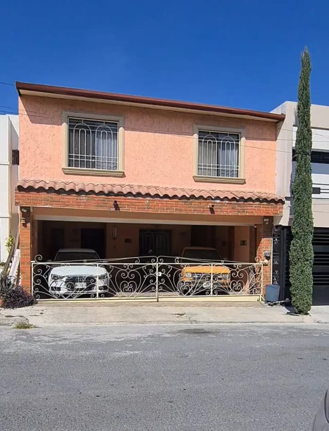 Casa en Venta en Cumbres Santa Clara, Monterrey, Nuevo León