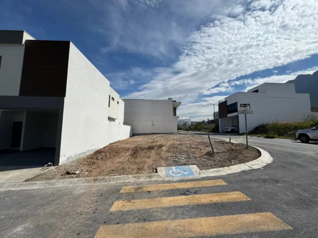 Terreno en Venta en La Montaña, García, Nuevo León