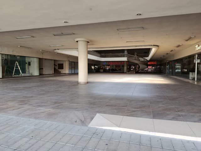 Local en Renta en Del Valle, San Pedro Garza García, Nuevo León