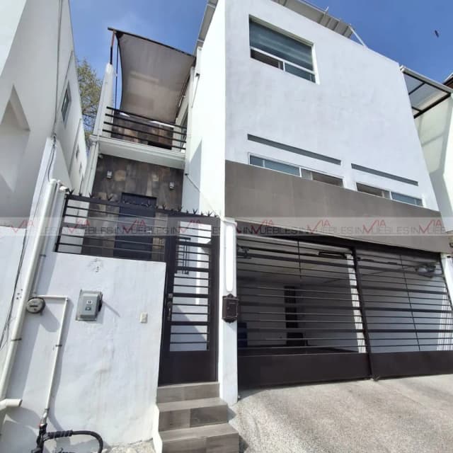 Casa en Venta en Satélite Acueducto Sexto Sector, Monterrey, Nuevo León