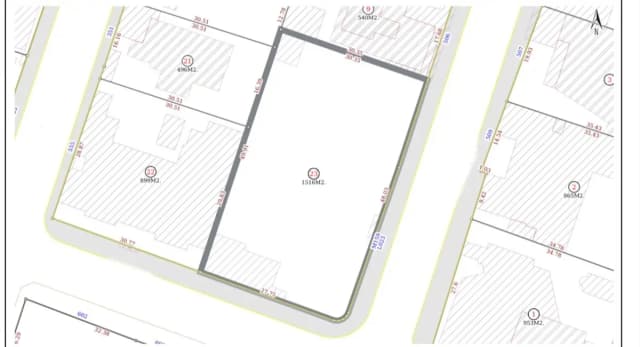 Terreno en Venta en Del Valle, San Pedro Garza García, Nuevo León