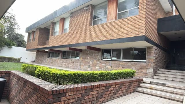 Casa en Venta en Del Valle, San Pedro Garza García, Nuevo León