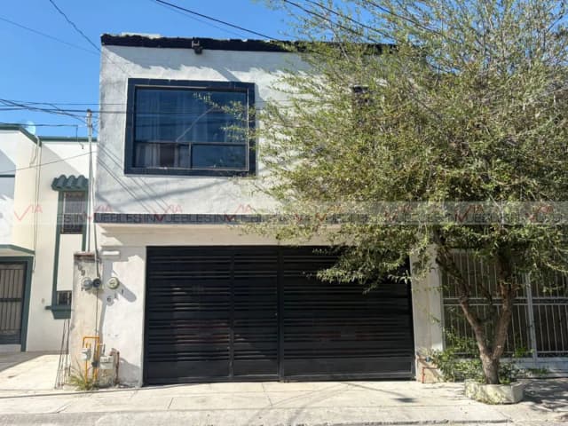 Casa en Venta en Deportivo Huinalá, Apodaca, Nuevo León