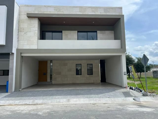 Casa en Venta en El Barrial, Santiago, Nuevo León