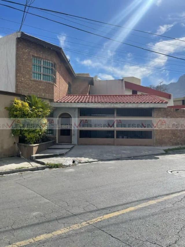Casa en Renta en Rincon de la Montaña, San Pedro Garza García, Nuevo León