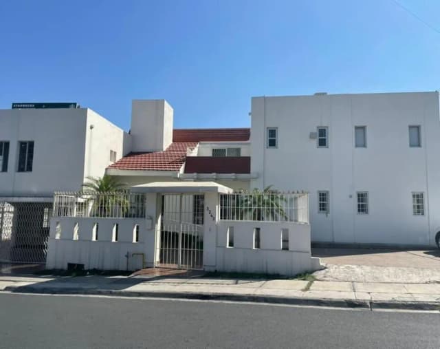 Casa en Venta en Las Cumbres, Monterrey, Nuevo León