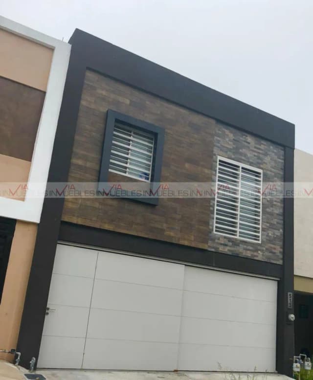 Casa en Venta en Almería, Apodaca, Nuevo León