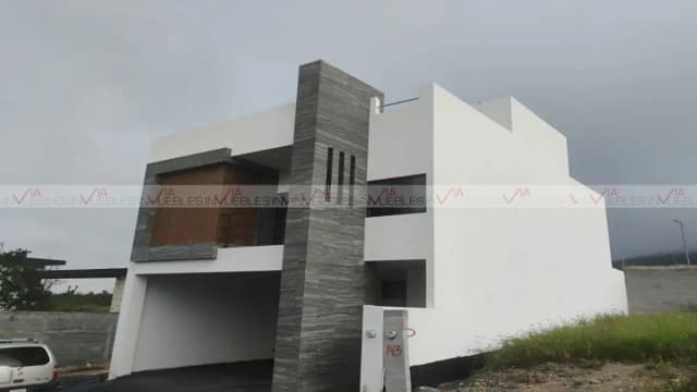 Casa en Venta en La Montaña, García, Nuevo León