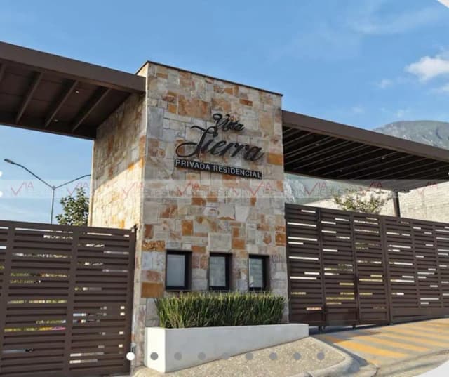 Casa en Renta en Residencial de la Sierra, Monterrey, Nuevo León