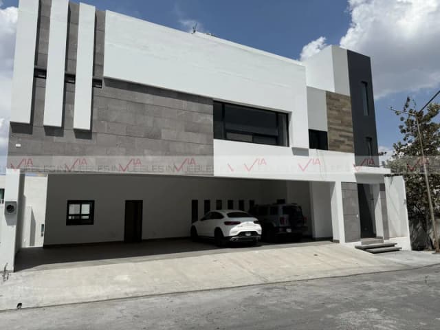 Casa en Venta en Cima de la Montaña, Monterrey, Nuevo León