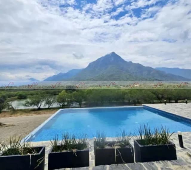 Terreno en Venta en Montemorelos Centro, Montemorelos, Nuevo León