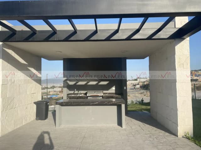 Casa en Venta en La Montaña, García, Nuevo León