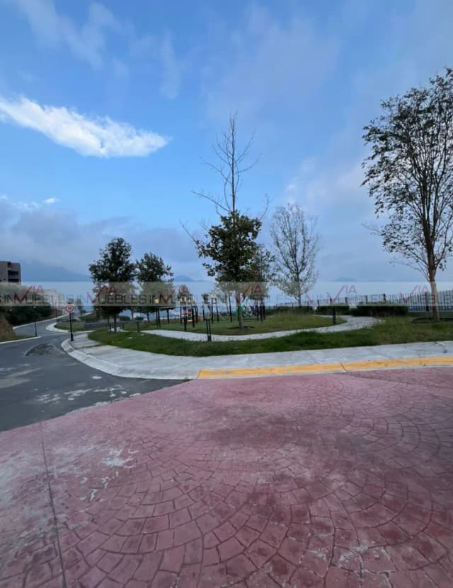 Terreno en Venta en Loma Bonita, Monterrey, Nuevo León
