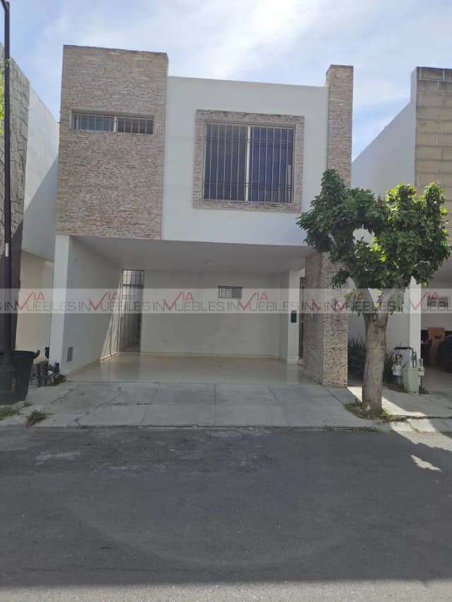 Casa en Renta en Brisas de Valle Alto, Monterrey, Nuevo León