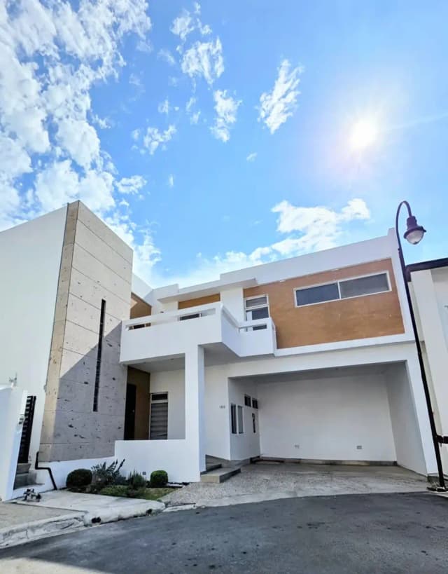 Casa en Venta en Lagos del Vergel, Monterrey, Nuevo León