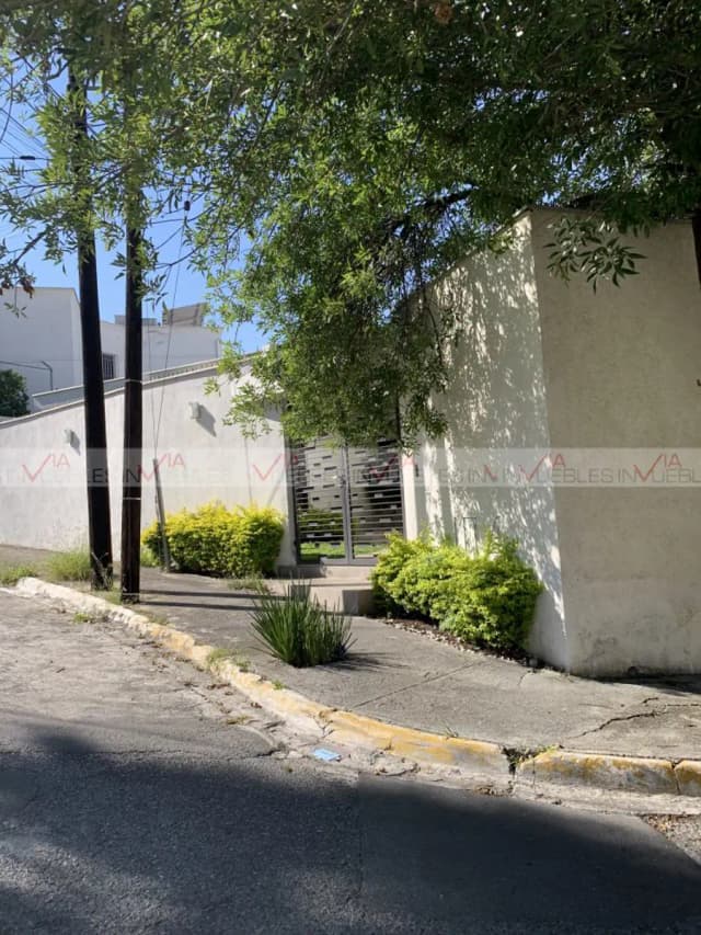 Casa en Venta en Colinas de la Sierra Madre, San Pedro Garza García, Nuevo León