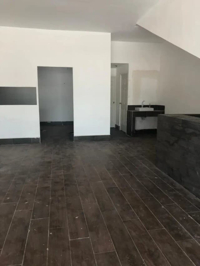 Local en Renta en Del Valle, San Pedro Garza García, Nuevo León