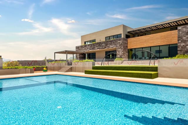 Terreno en Venta en Yerbaniz, Santiago, Nuevo León