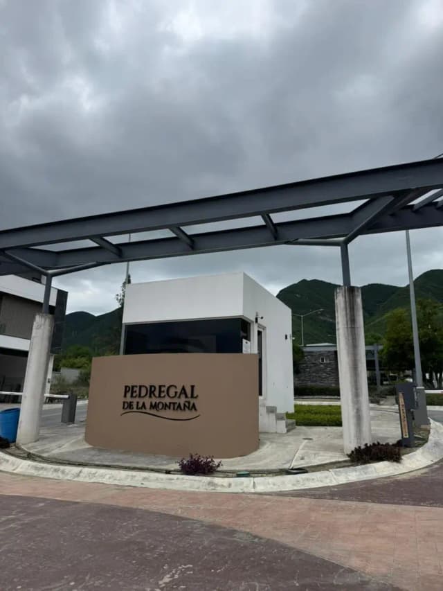 Terreno en Venta en Pedregal de la Montaña, Monterrey, Nuevo León