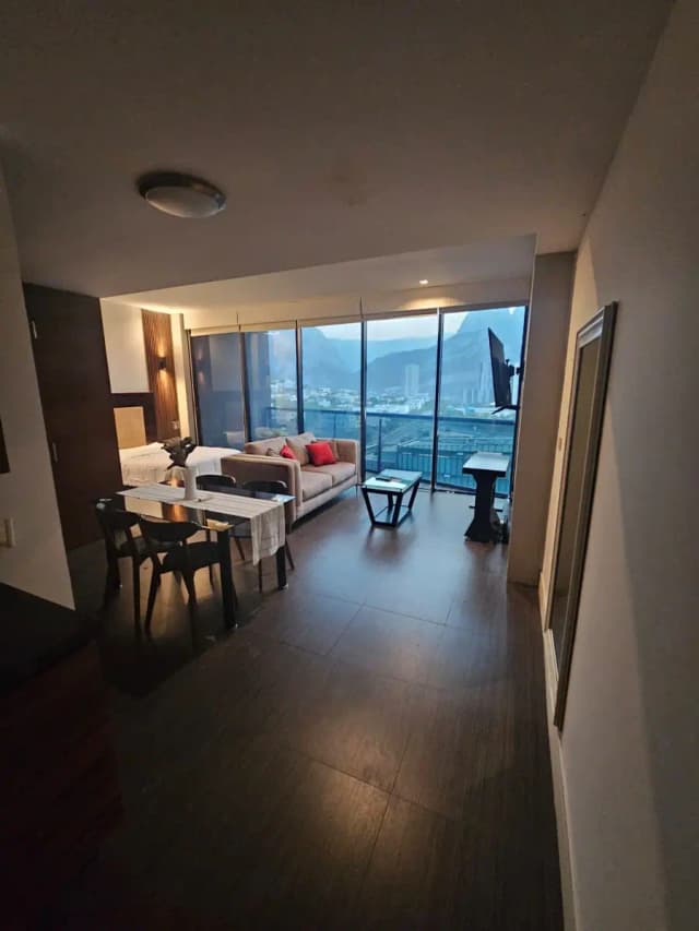 Departamento en Venta en Vía Cordillera, Santa Catarina, Nuevo León